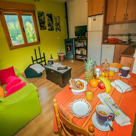 Romantic Escape With Terrace Apartamento La Omañuela