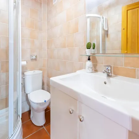 Romantic Escape With Terrace Apartamento *