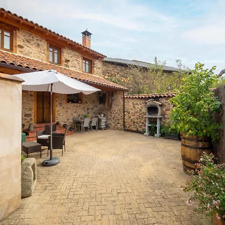 Romantic Escape With Terrace La Omañuela