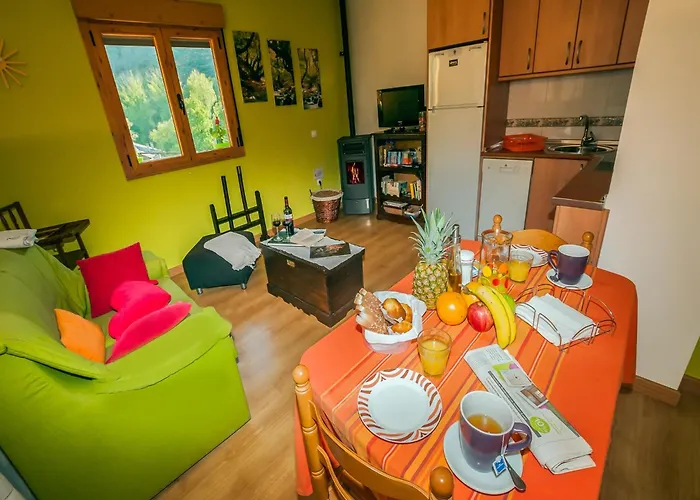 Romantic Escape With Terrace Apartamento La Omañuela