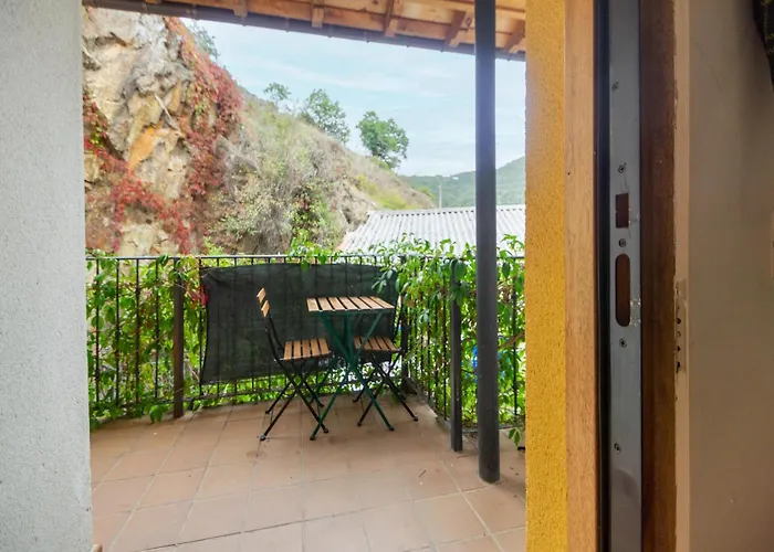 Romantic Escape With Terrace 아파트